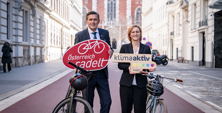 Österreich radelt, Bundesminister Peter Hanke und Bezirksvorsteherin Lea Halbwidl