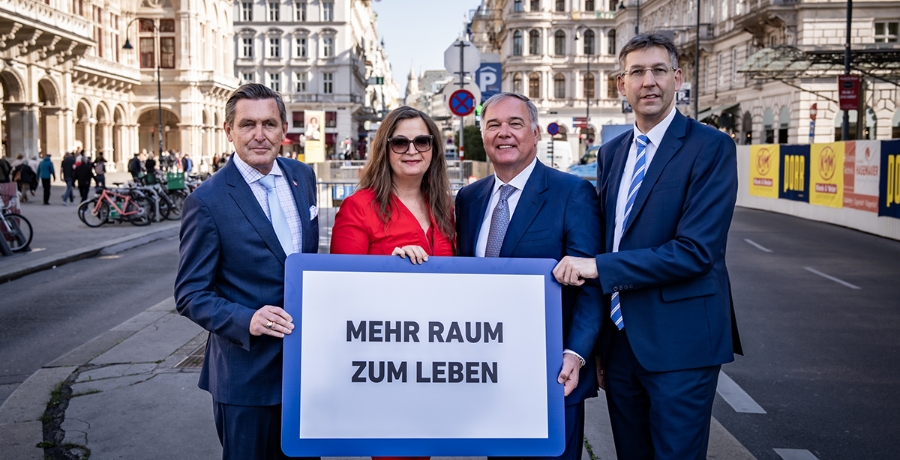 Gruppenfoto: Peter Hanke, Ulli Sima, Walter Ruck, Markus Figl