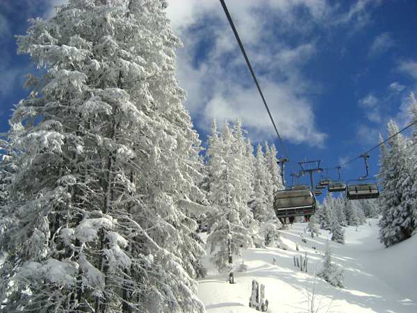 Seilbahn im Winter