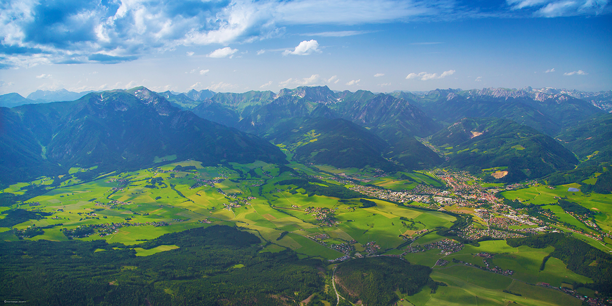 Panoramabild, Landschaft um und mit Trofaiach