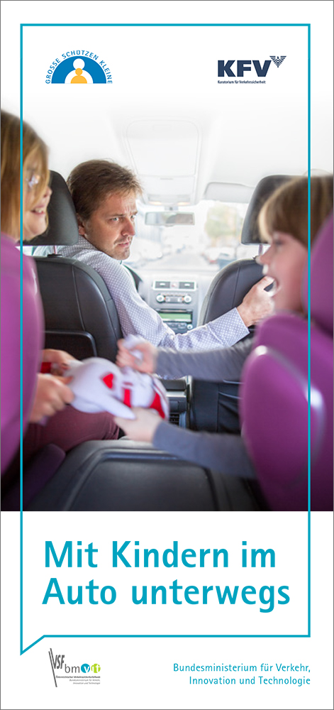 Titelbild: Mit Kindern im Auto unterwegs